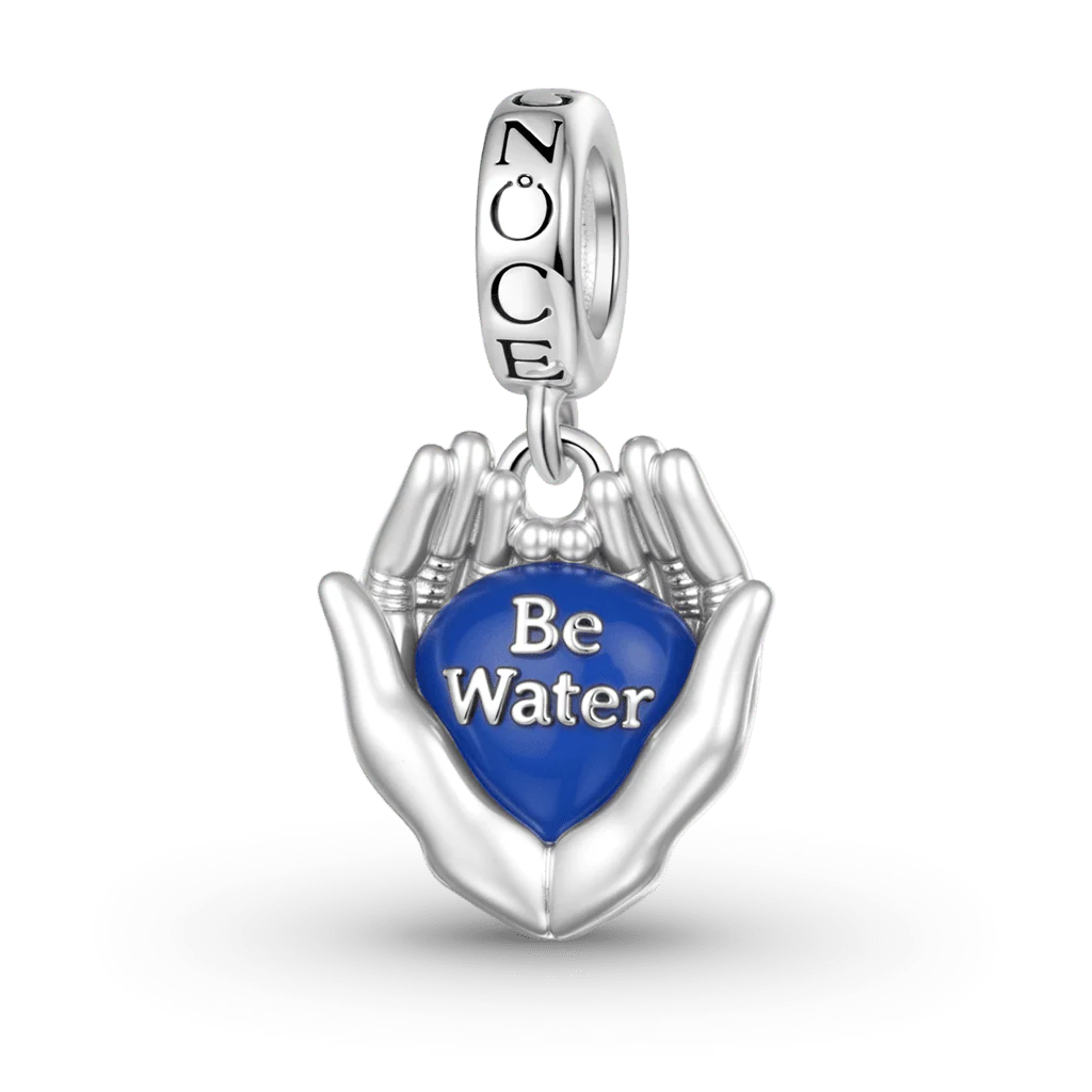Gnoce Amulet z kubkiem wody, Mieszanka srebra platerowanego platyną