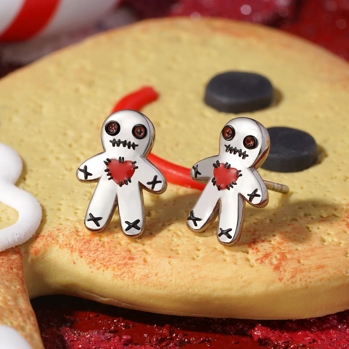 Gnoce Kolczyki w kształcie lalki voodoo na Halloween Mieszanka srebra platerowanego platyną - Image 3